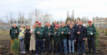 МГУ им. Н. П. Огарёва и «Напитки Вместе» высадили более 700 растений в Аграрном саду